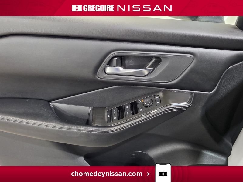 Nissan Rogue CL7567 | SV Moonroof * AWD *Carplay * Bancs Chauffants 2024 Blanc Laval - photo #13