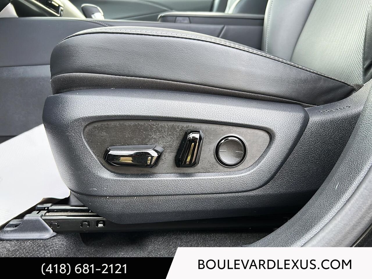 Lexus RX 19952A | RX 350 BA 2024 Noir Québec - photo #9