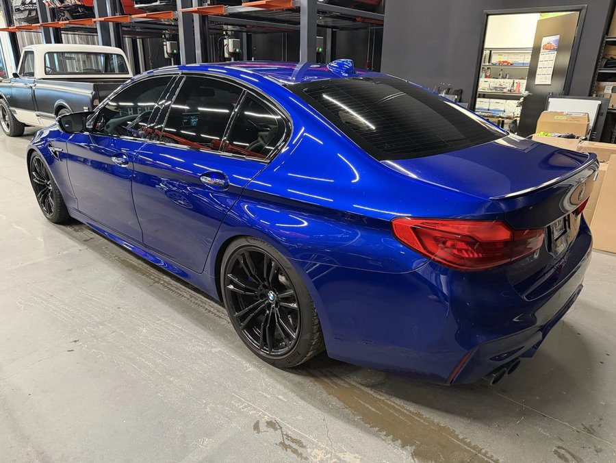 2018 BMW M5 Blue