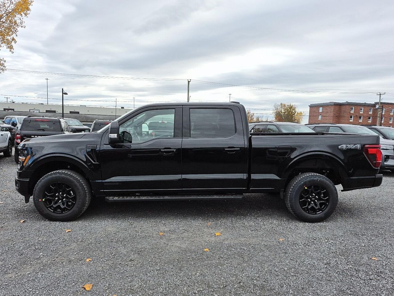 Ford F-150 2F459 | XLT 2026 Noir agate métallisé Saint-Jérôme - photo #2