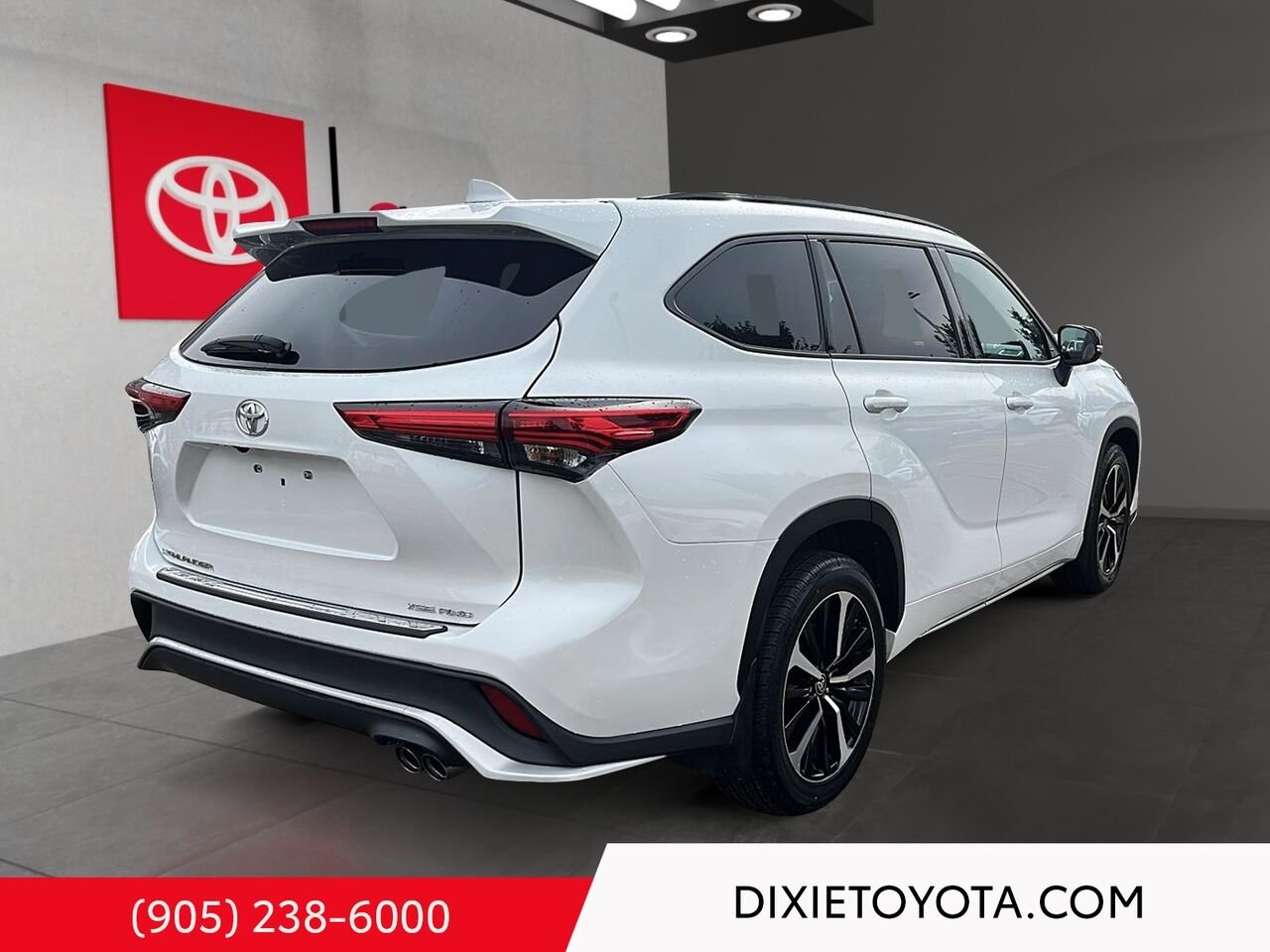 2022 Toyota Highlander XSE AWD / HEATED SEATS / MOONROOF / ALLOY WHEELS / CARPLAY AND ANDROID AUTO White Mississauga - photo #3