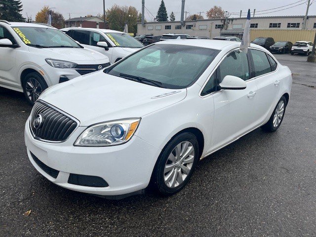 2016 Buick Verano groupe commodité 1 White