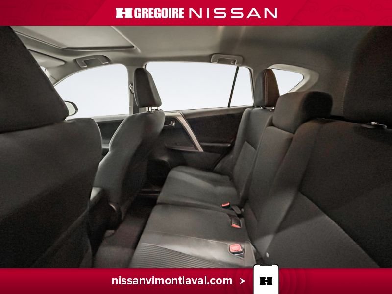 2015 Toyota Rav 4 Grey Laval - photo #15