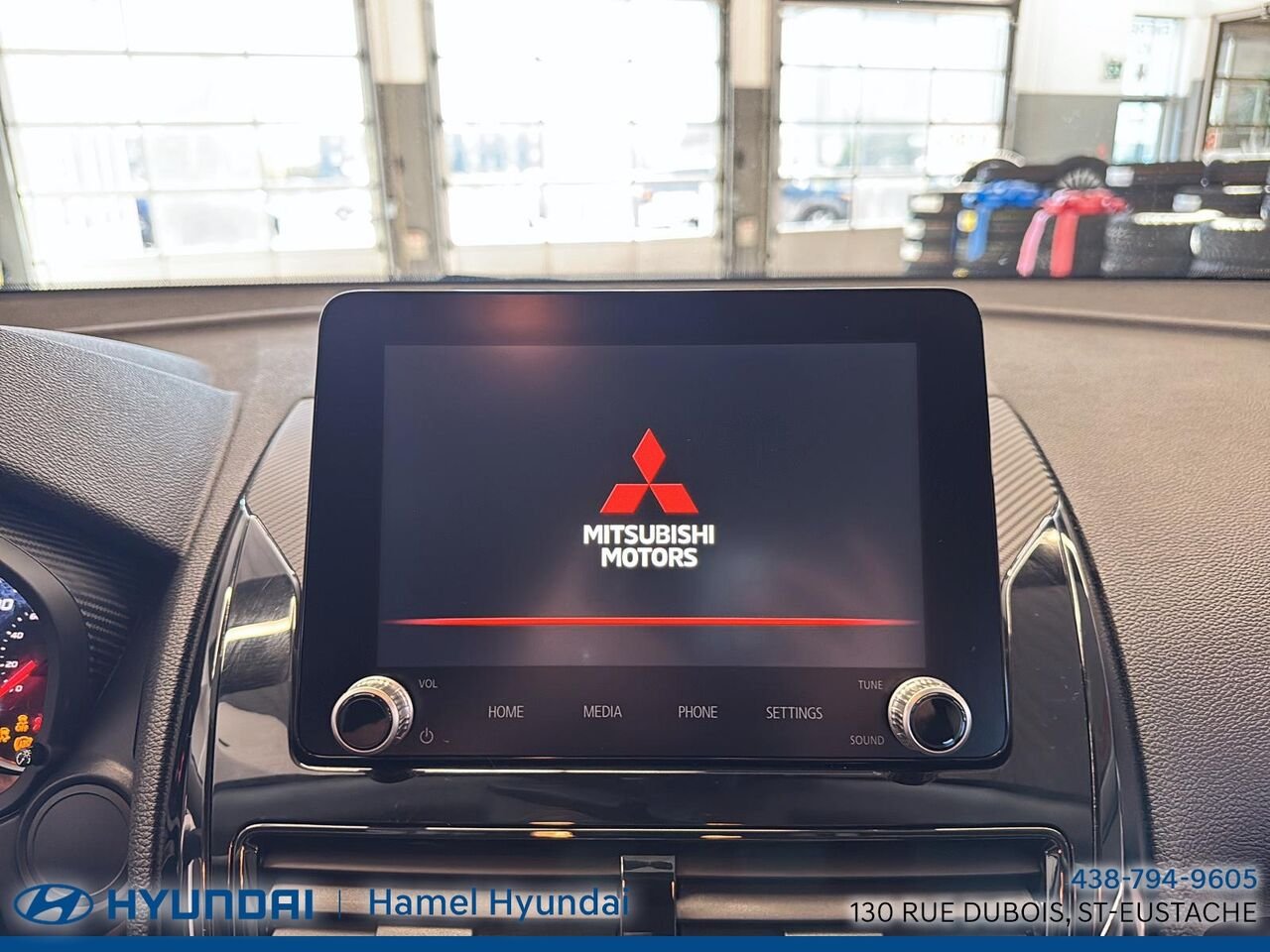 2024 Mitsubishi Eclipse Cross White Saint-Eustache - photo #12