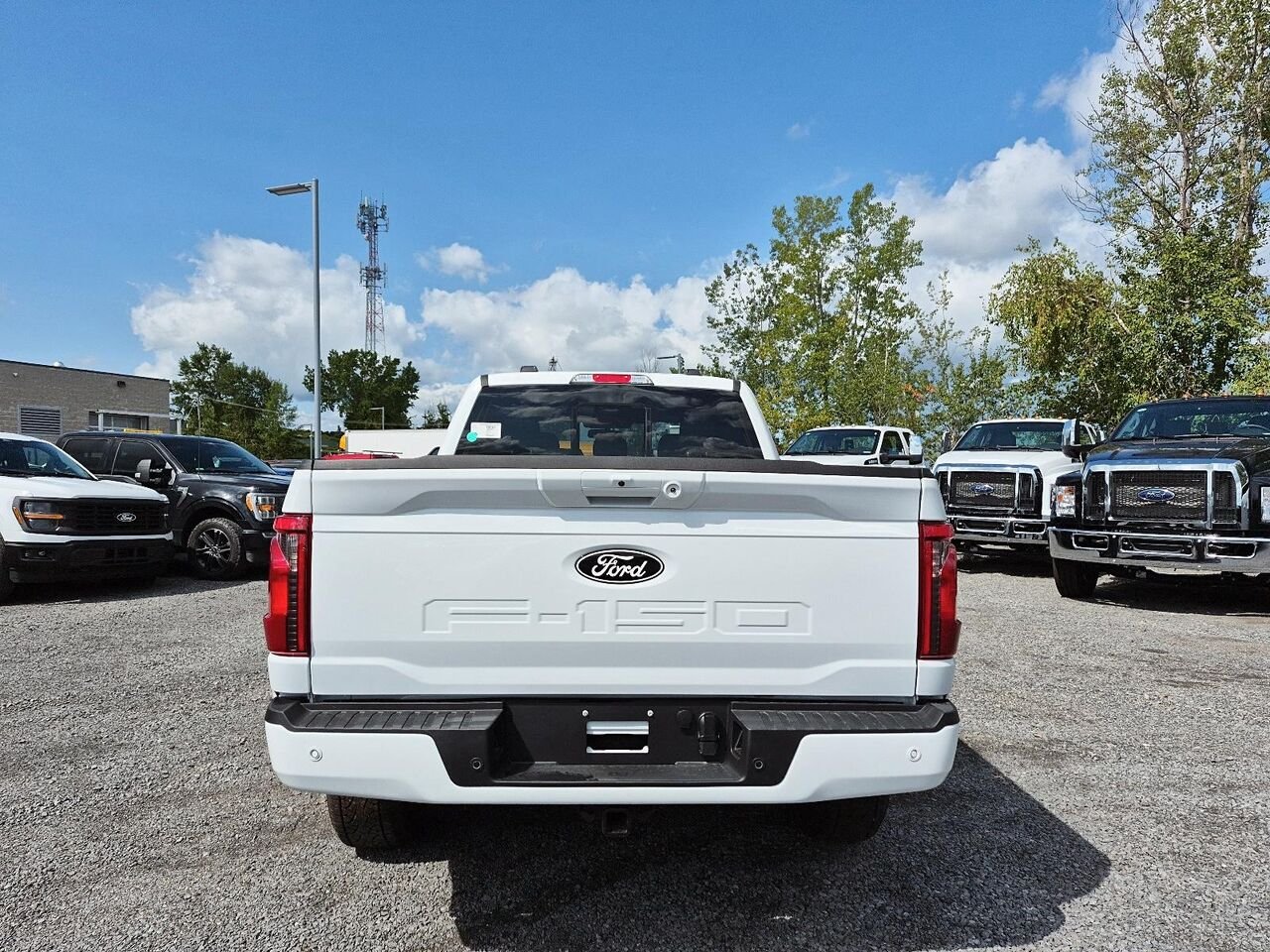 2026 Ford F-150 Oxford White Saint-Jérôme - photo #4