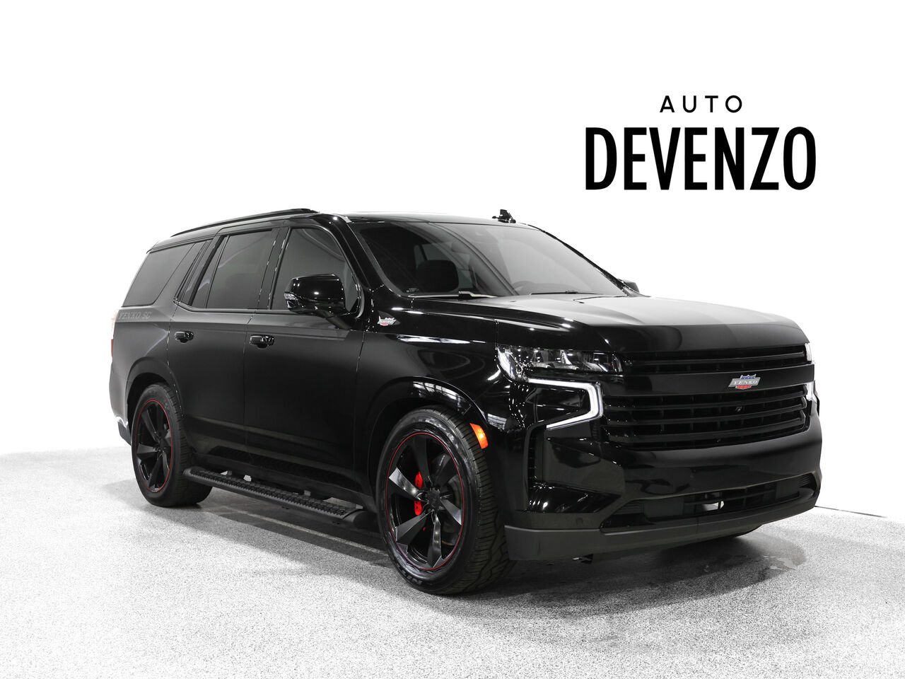 2024 Chevrolet Tahoe Black Saint-Eustache - photo #1