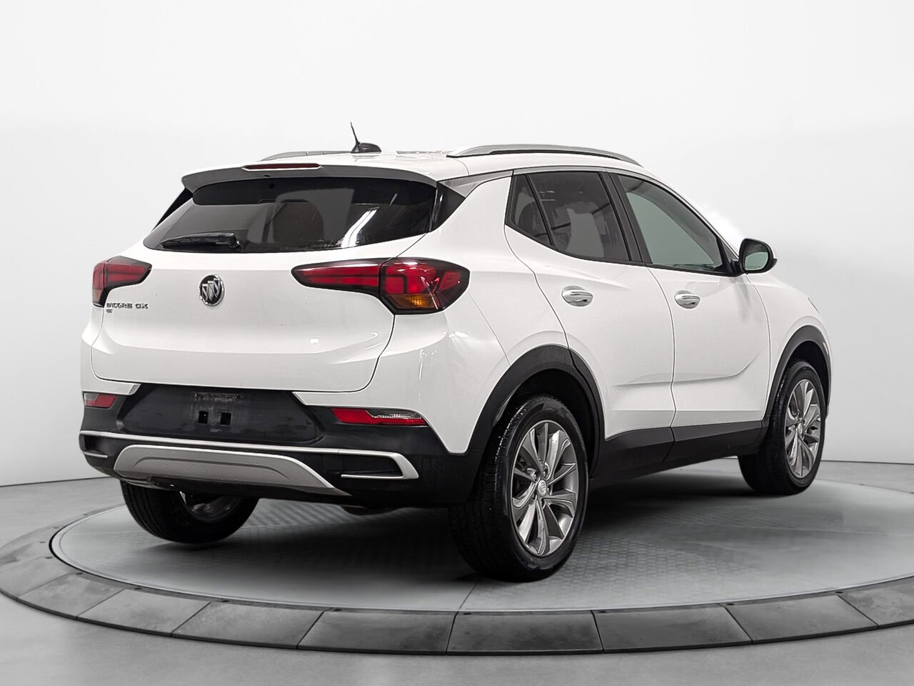 BUICK ENCORE GX AWD Select Toit Pano Sièges Chauffants 2023 Blanc Sherbrooke - photo #3