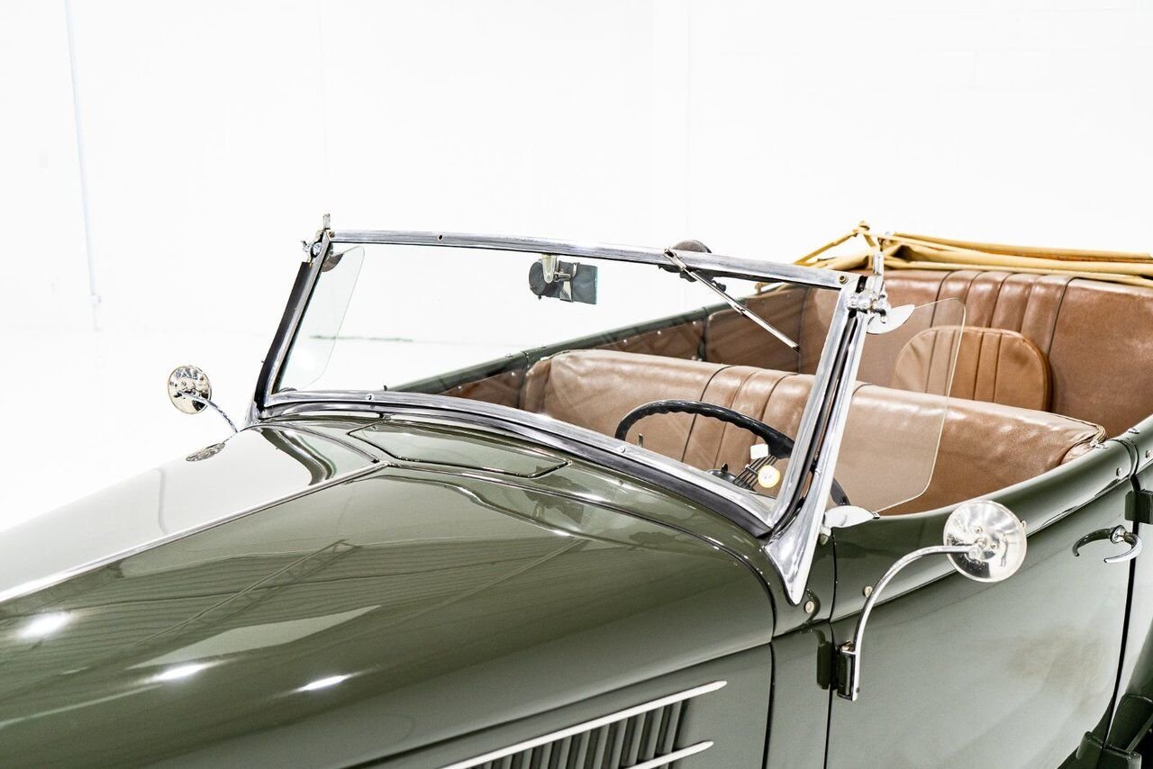 Ford Model 48 Phaeton PRIX EN USD | Beautifully presented in original condition 1936 Vert Montréal - photo #42