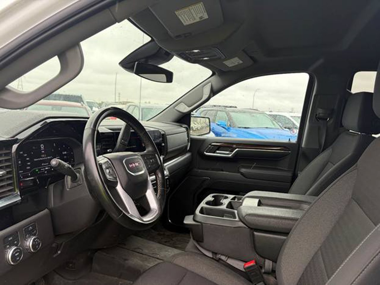 2024 GMC Sierra 1500 4WD Crew Cab 147 Elevation White Sherwood Park - photo #5