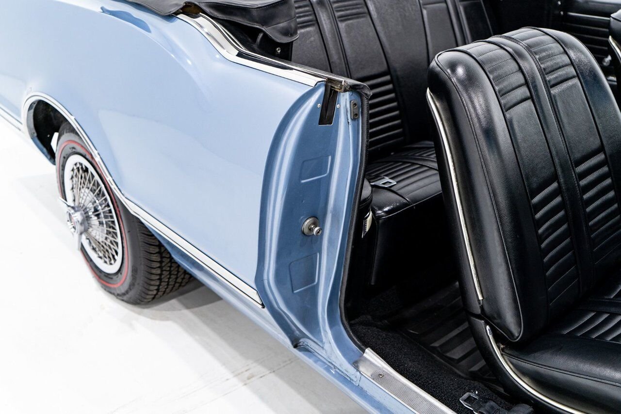 Oldsmobile 442 PRIX EN USD | Matching# 400cu.in. 4-Speed 1966 Bleu Montréal - photo #82