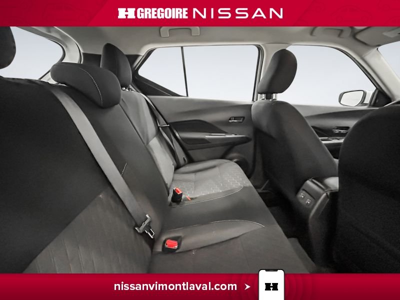 2025 Nissan Kicks White Saint-Eustache - photo #12