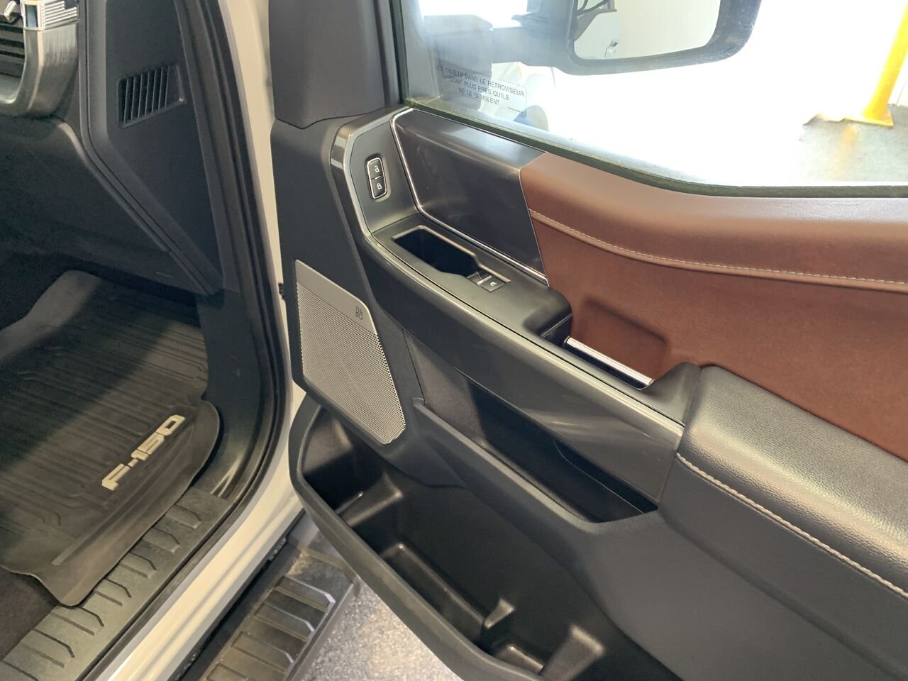 2023 Ford F-150 Grey Saint-Eustache - photo #24