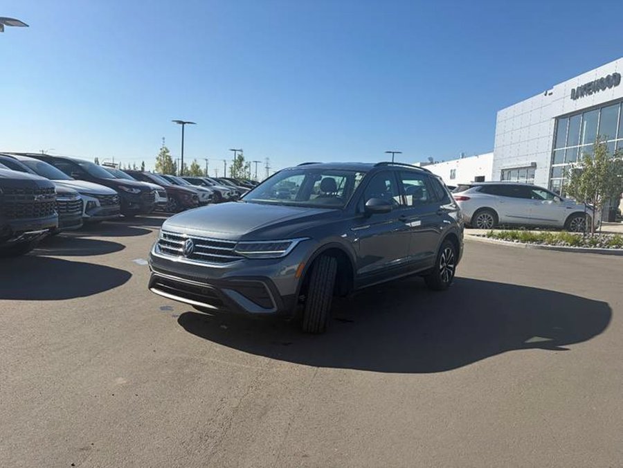 2024 Volkswagen Tiguan Trendline 4Motion 2.0T | Heated Bucket Seats Grey