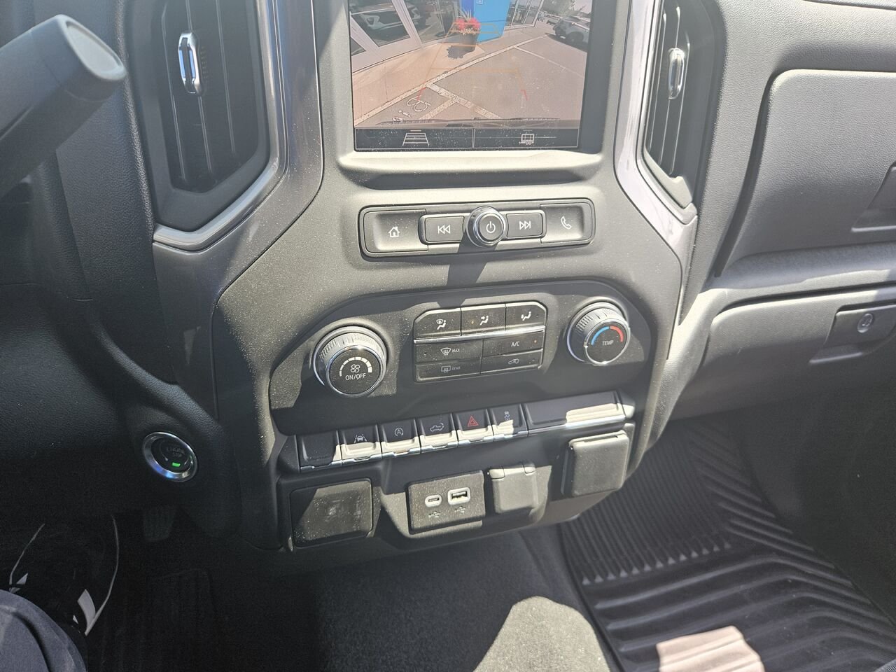 Chevrolet Silverado 1500 Custom cabine multiplace 4RM 157 po 2026 Noir Thetford Mines - photo #9