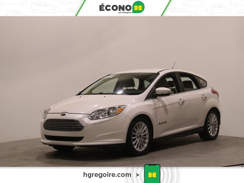 2018 Ford Focus White Laval - photo #2
