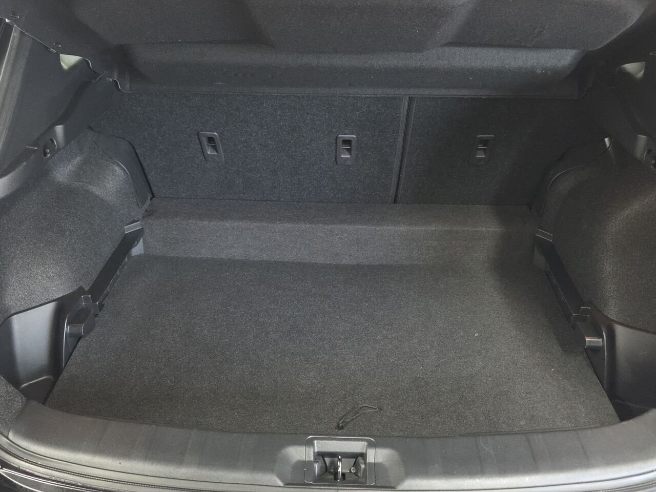 Nissan Qashqai S TA CVT, Cruise control, commande audio au volant, détecteur d'angles morts 2023 Noir Val-David - photo #21