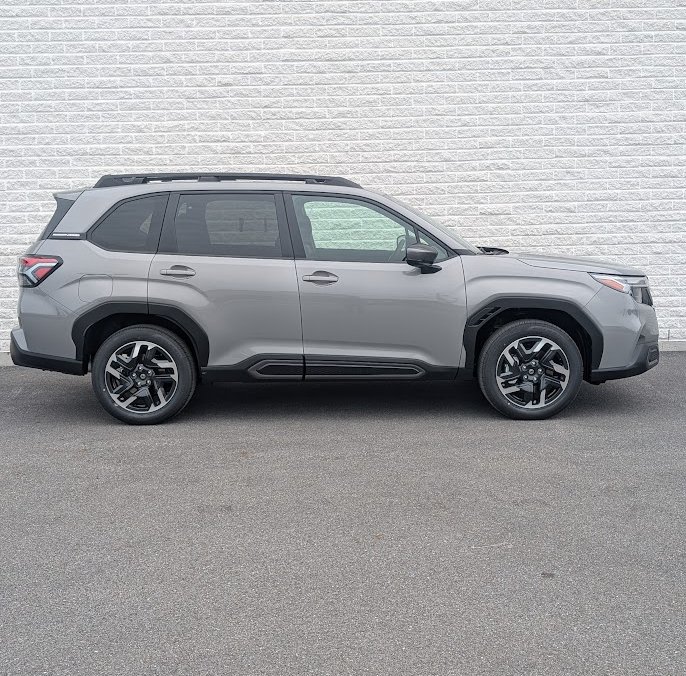 SUBARU Forester LIMITED 2026 Roche de rivière nacré