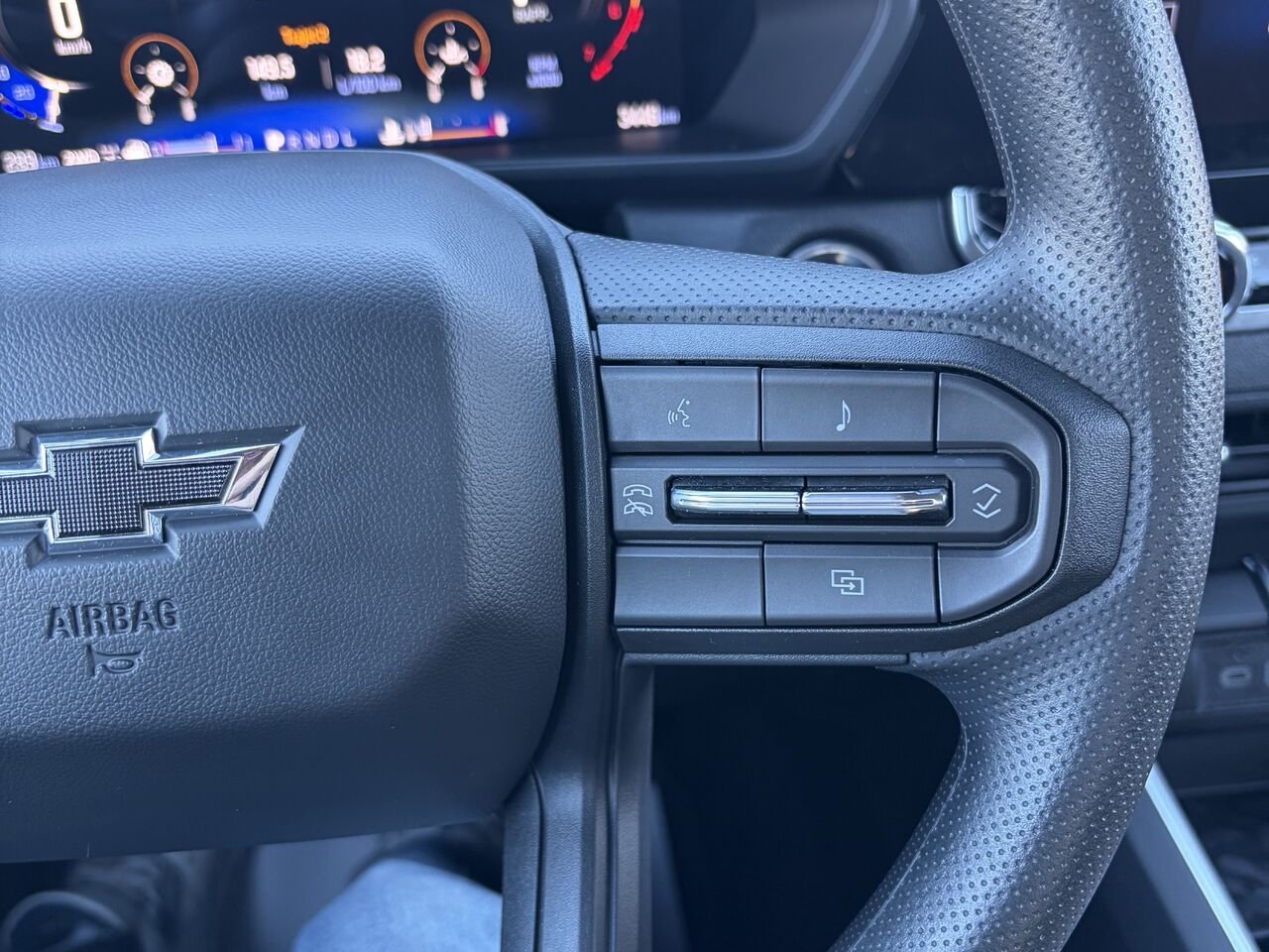 CHEVROLET COLORADO TRAIL BOSS Trail Boss cabine multiplace 4RM 2026 Bleu Ottawa & Gatineau - photo #6