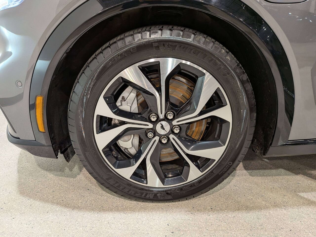 2021 Ford Mustang Mach-E Premium AWD Grey Val-David - photo #34