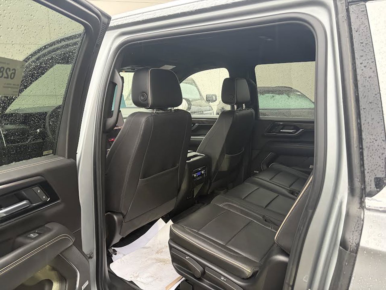 2025 GMC Yukon XL 4WD 4dr Elevation Grey Sherwood Park - photo #5