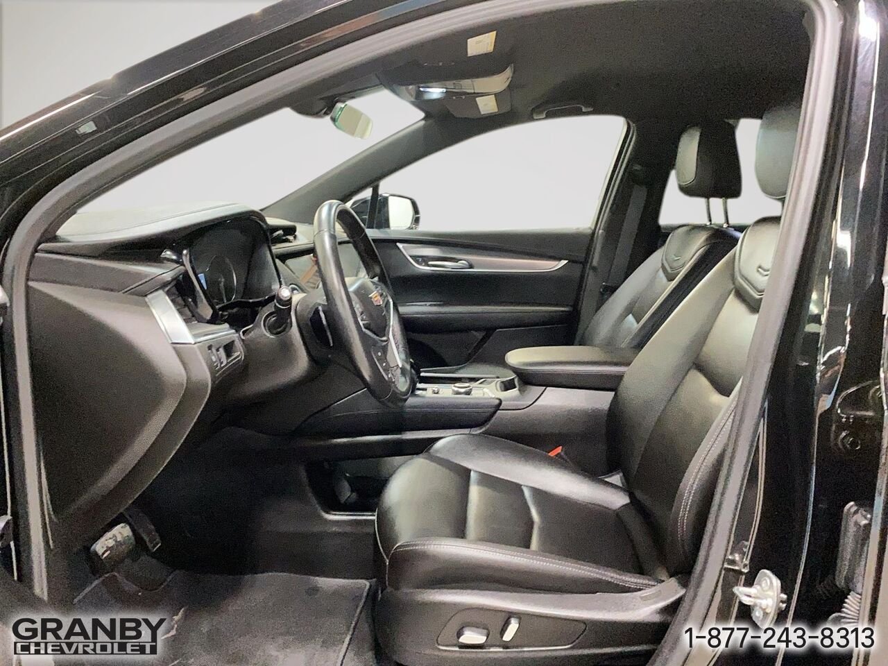 Cadillac XT5 TI 4 portes de luxe | G3840 2024 Noir Granby - photo #11