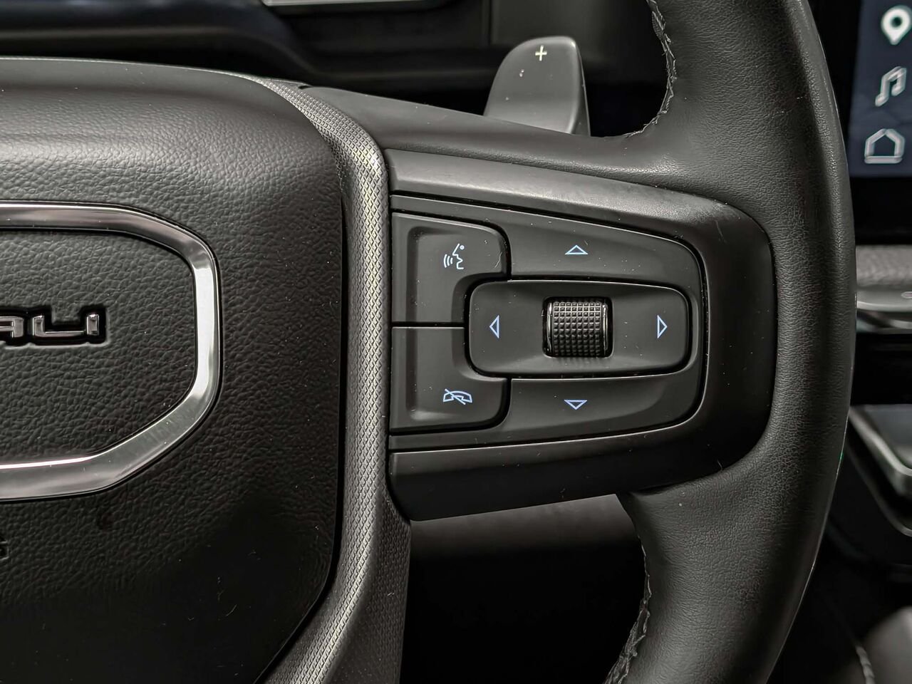 2023 GMC SIERRA 1500 4WD CREW CAB PICKUP GMC Sierra 1500 Denali Crew Cab V 8 5.3L Black Sherbrooke - photo #16