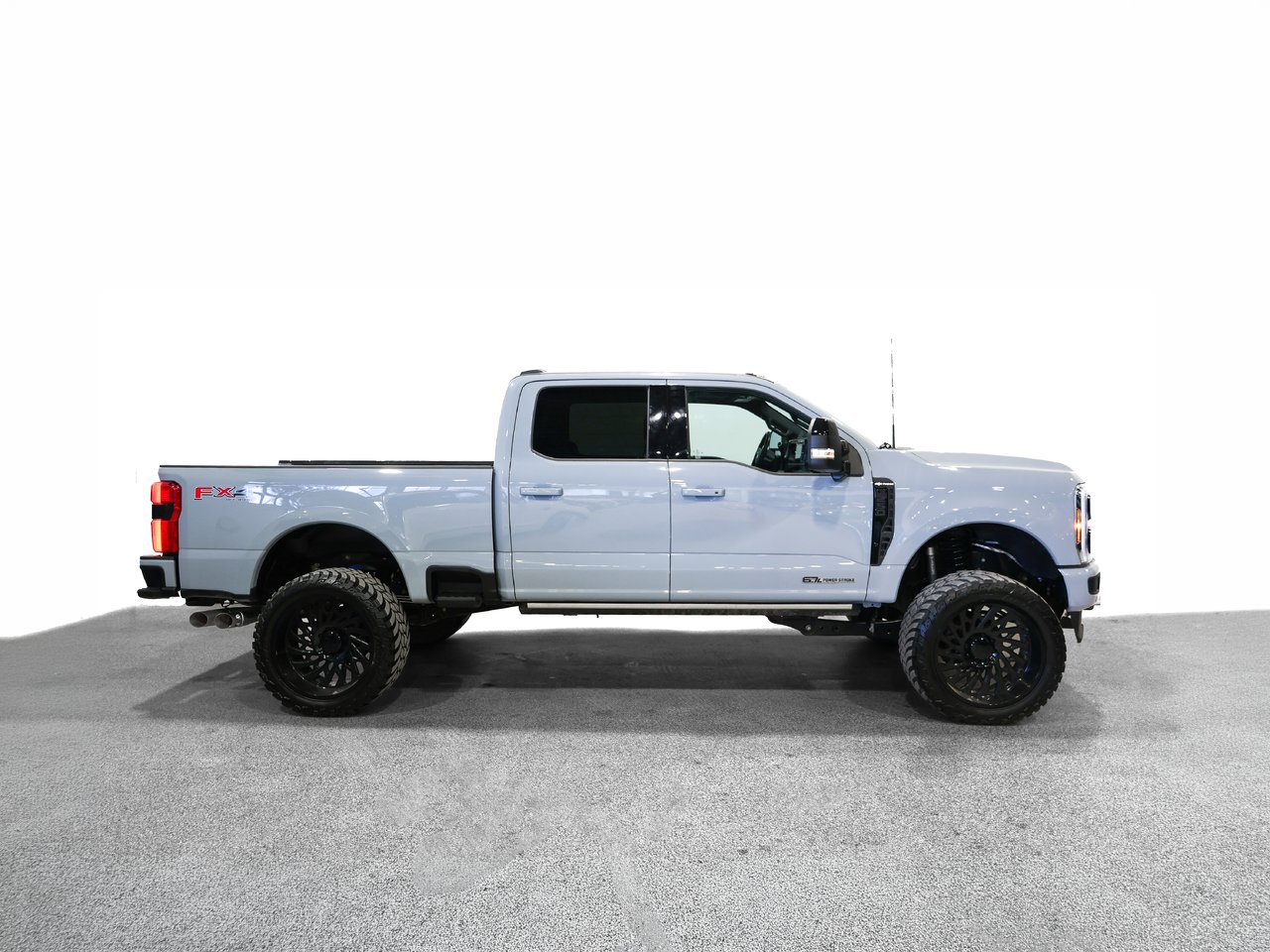 2026 Ford Super Duty F-250 SRW Blue Saint-Eustache - photo #1