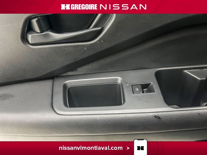 Nissan Pathfinder 2024 Gris Laval - photo #16
