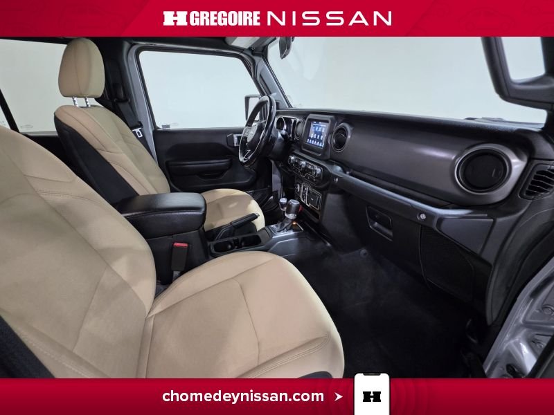 2021 Jeep Gladiator White Laval - photo #22