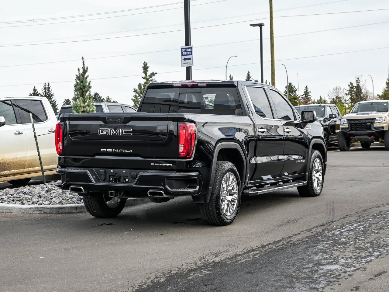 2023 GMC Sierra 1500 4WD Crew Cab 147 Denali Black Sherwood Park - photo #12