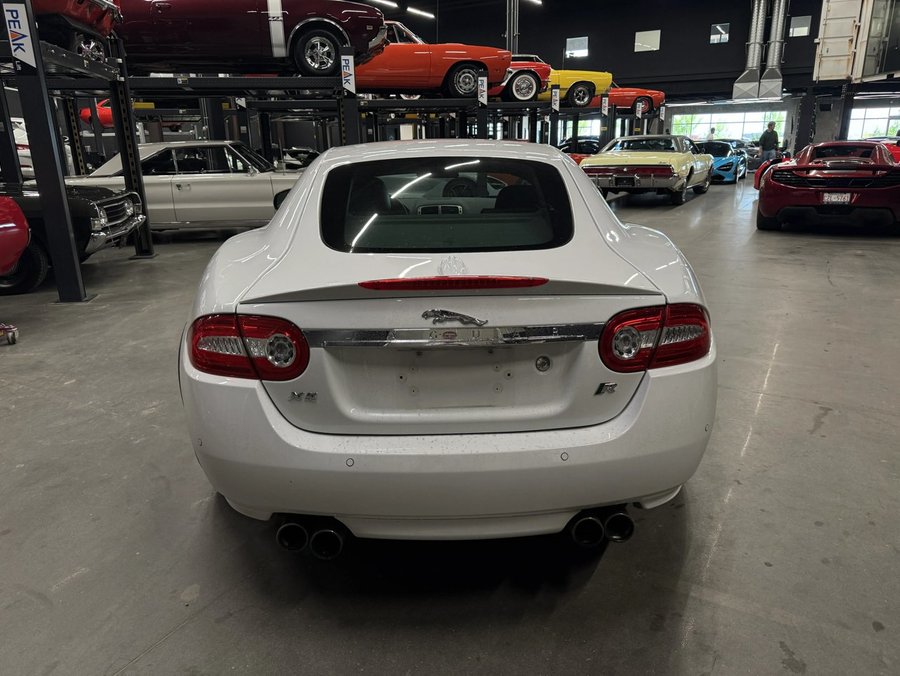 2011 Jaguar XK 2011 White