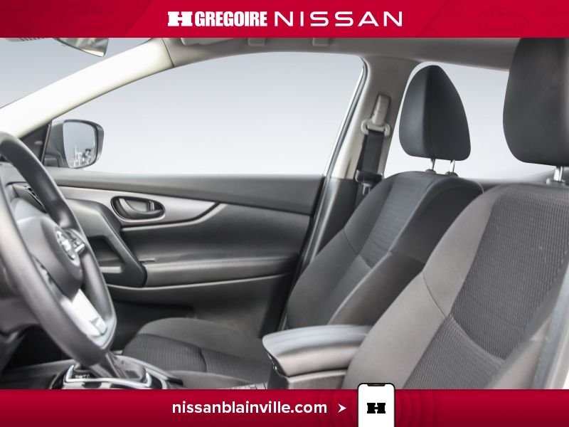 Nissan Qashqai 2023 Blanc Laval - photo #11