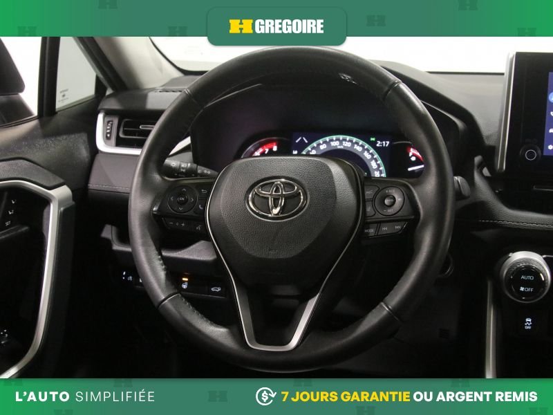 2023 Toyota Rav 4 White Saint-Eustache - photo #20