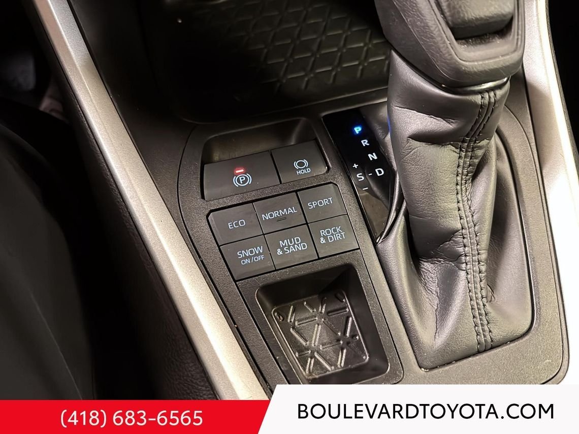 Toyota RAV4 531713-108 | LE 2024 Noir Québec - photo #27
