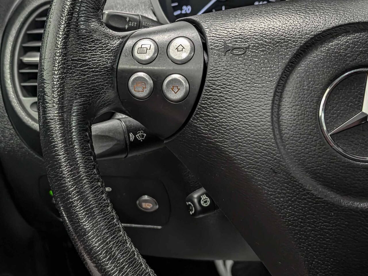 Mercedes SLK-Class SLK 350 Convertible Chauffe-nuque 2007 Gris Sherbrooke - photo #16