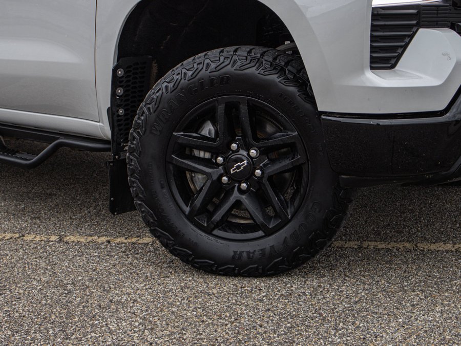 2024 Chevrolet Silverado 1500 LT Trail Boss 3.0L | Sunroof White