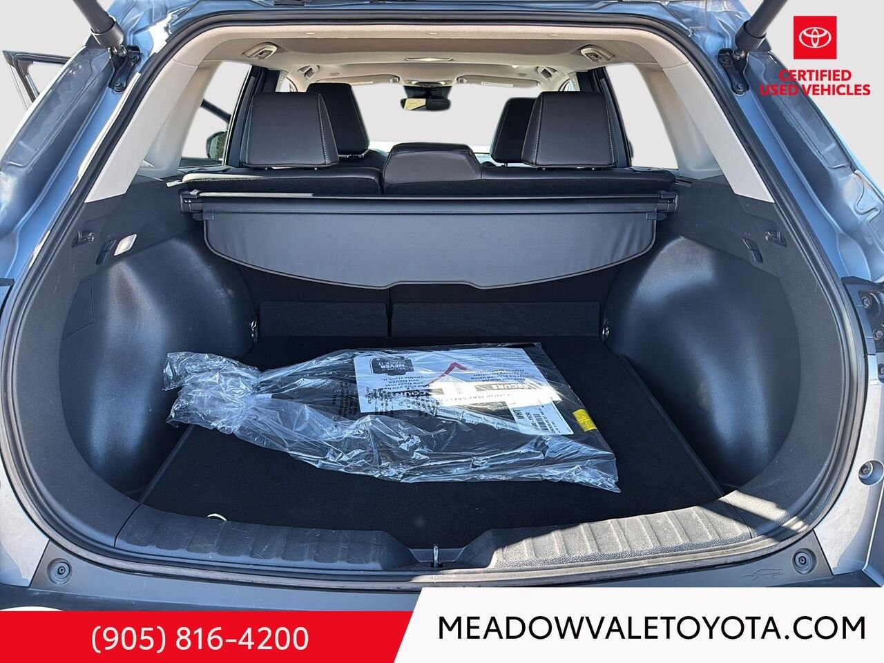 2024 Toyota Corolla Cross One owner, Clean Car Fax, Low Km's Silver Mississauga - photo #22
