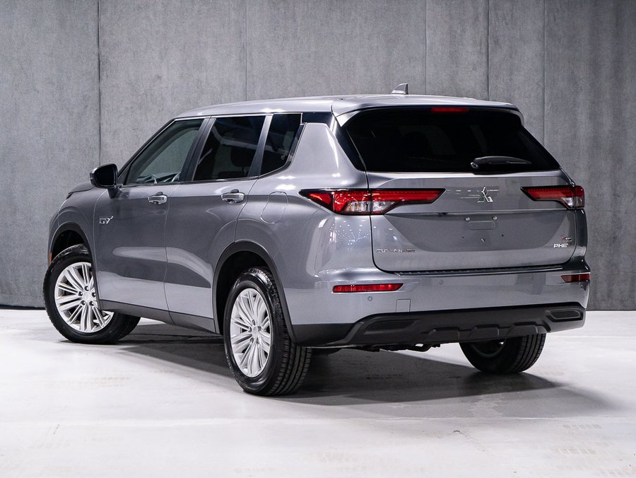 2023 Mitsubishi Outlander Plug-In Hybrid ES PHEV S-AWC 7 PLACES CARPLAY Grey