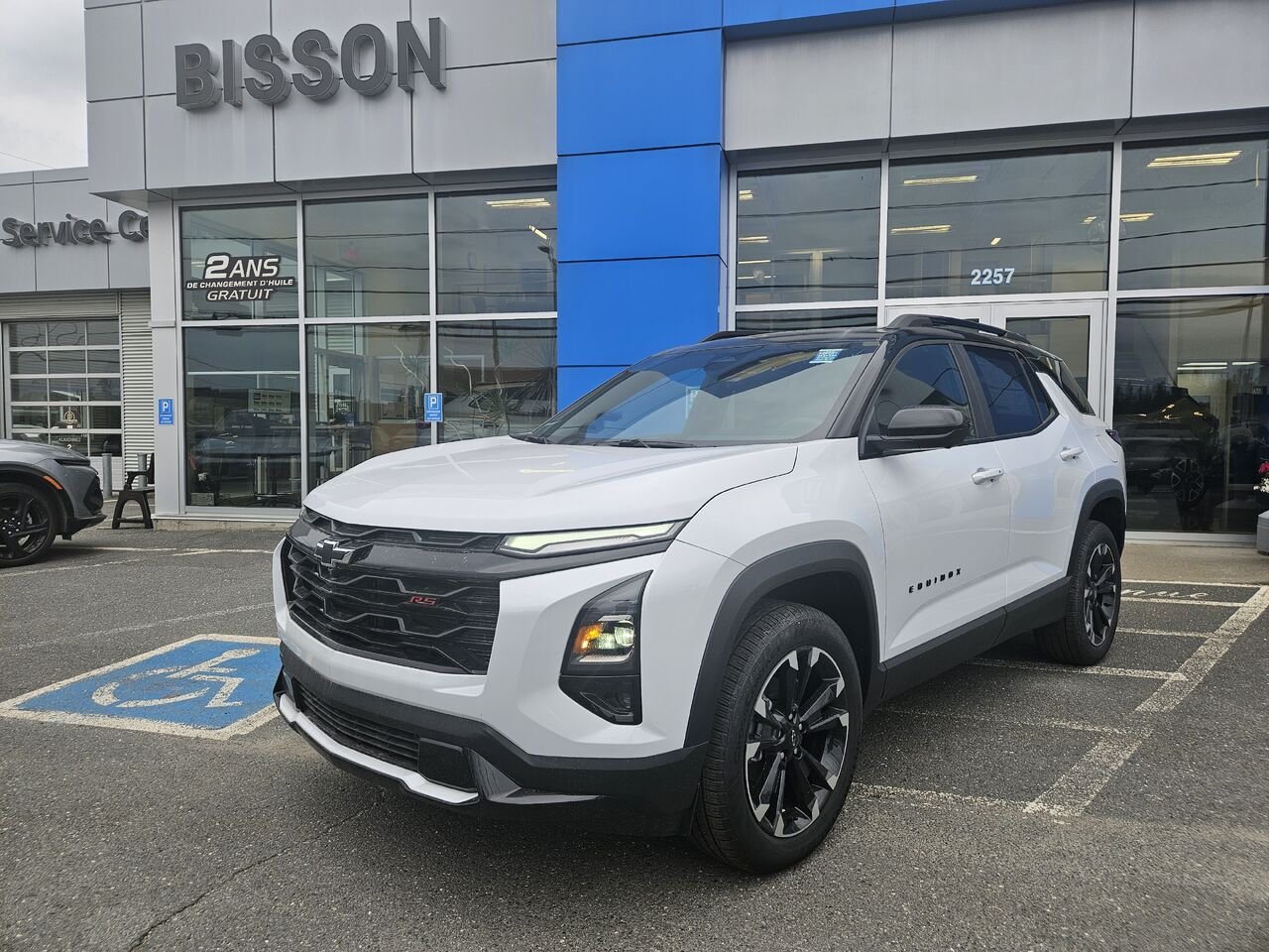 Chevrolet Equinox RS 4 portes TI 2027 Blanc polaire, triple couche Thetford Mines - photo #0