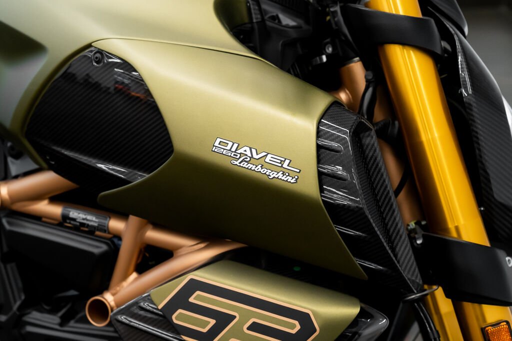2021 Ducati Diavel 1260S Saint-Eustache - photo #10
