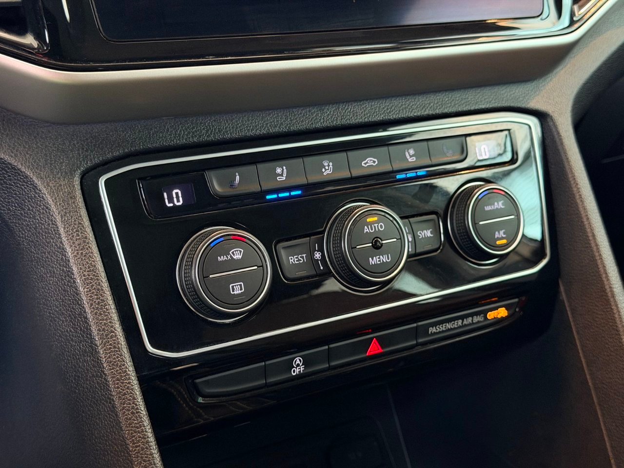 2021 Volkswagen Atlas Silver Notre-Dame-des-Prairies - photo #33