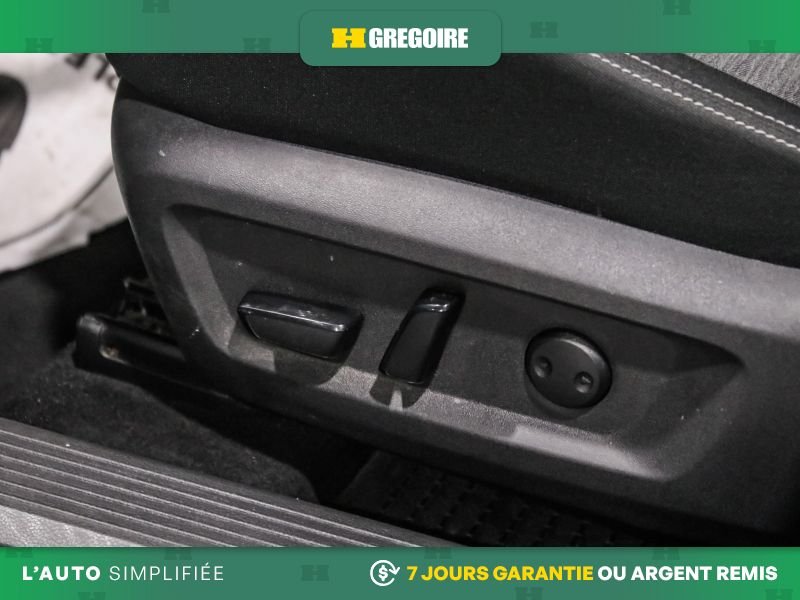 2022 Nissan Rogue Grey Laval - photo #16