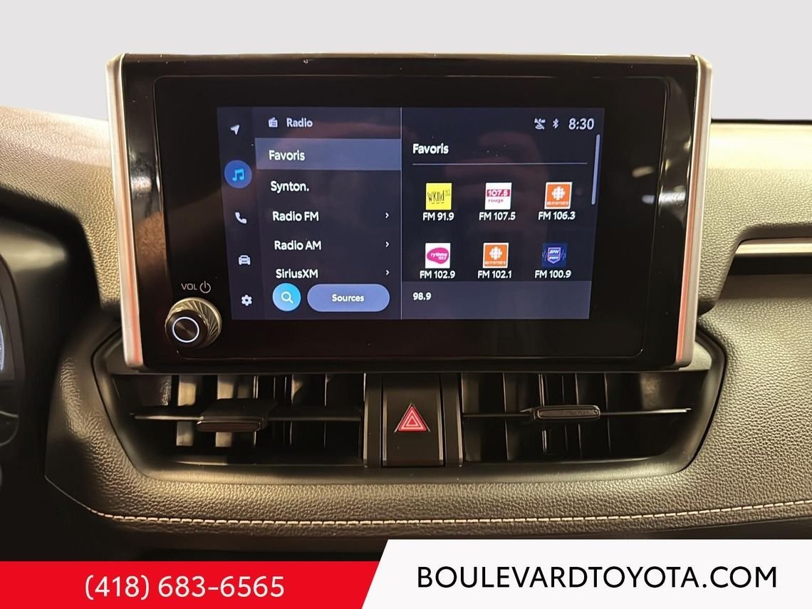2024 Toyota RAV4 531720-104 | LE Black Québec - photo #13