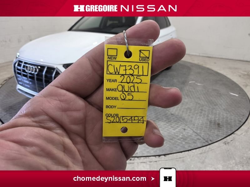 2025 Audi Q5 White Saint-Eustache - photo #17