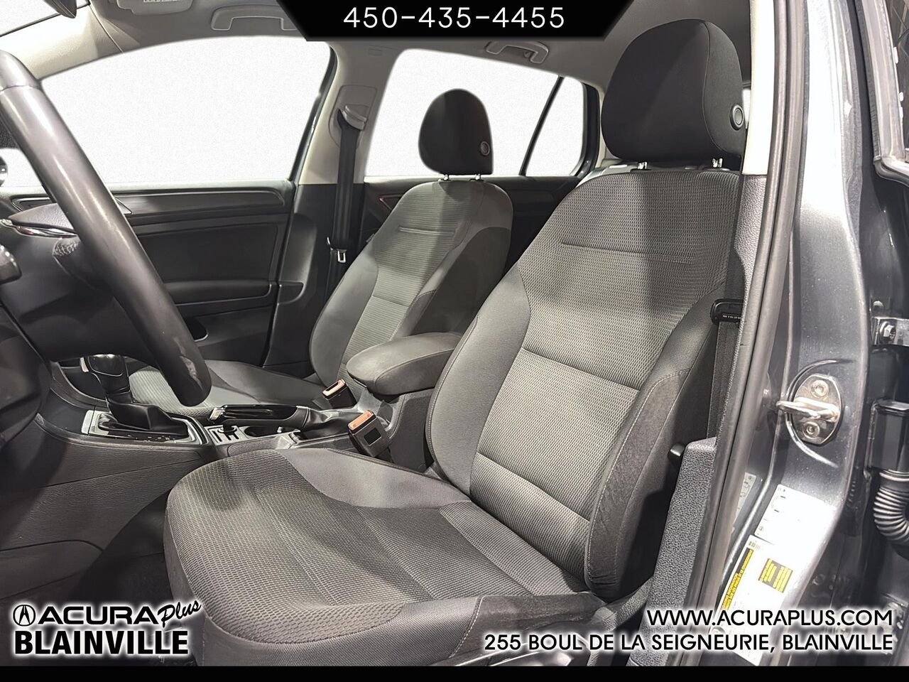 2021 Volkswagen Golf Grey Blainville - photo #7