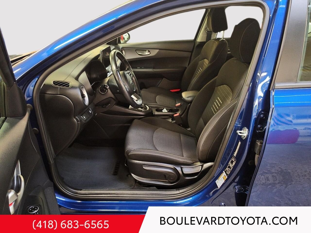 Kia Forte 100307A-16 | LX 2021 Bleu Québec - photo #8