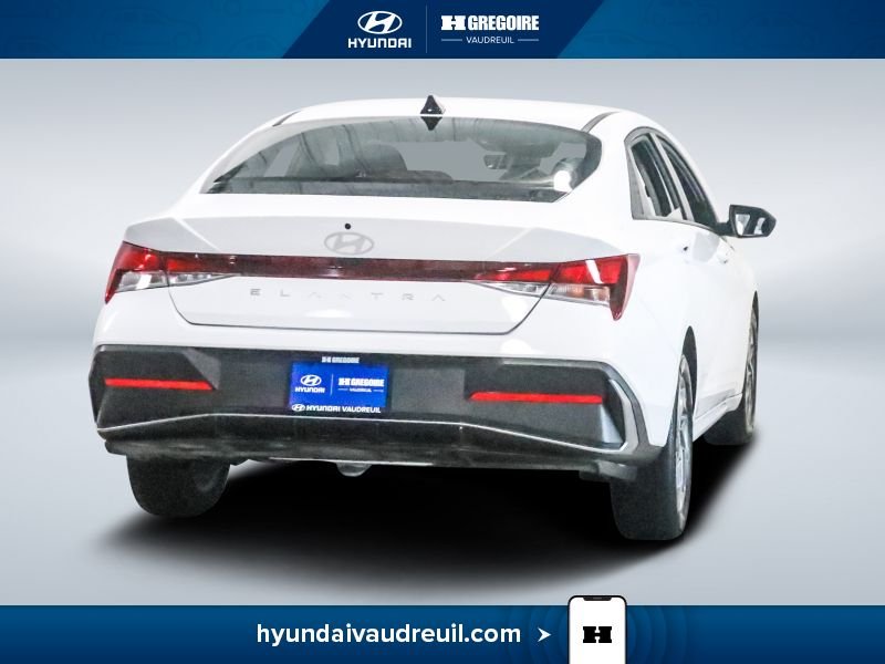 Hyundai Elantra YR830 | Preferred IVT 2025 Blanc Laval - photo #10