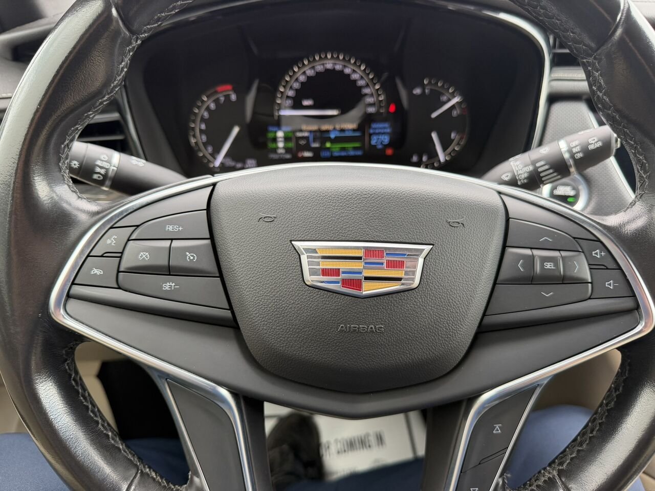 2019 Cadillac XT5 LUXURY AWD V6 3.6L Silver Laval - photo #30
