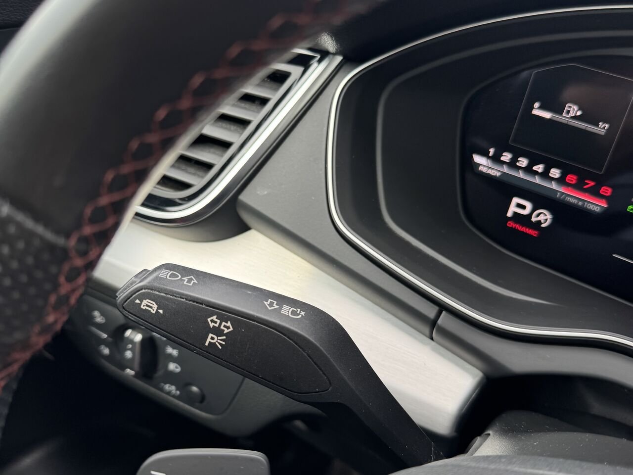 2021 Audi SQ5 Technik White Granby - photo #19