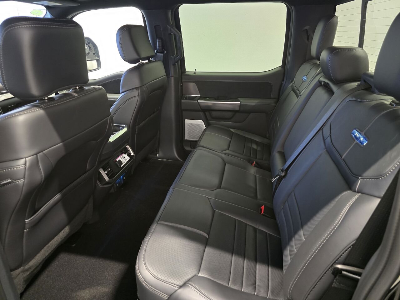 2026 Ford F-150 Agate Black Metallic Châteauguay - photo #7